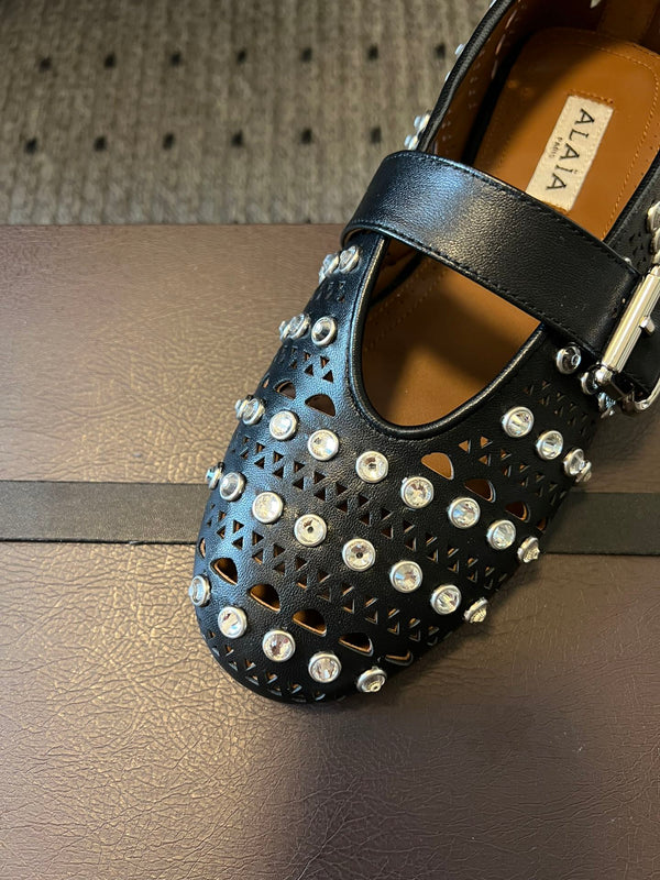 Alaia 25 Vienne With Strass Ballet Flats Black Lambskin 303722