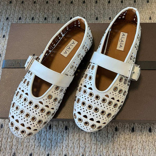Alaia 25 Vienne With Eyelets Ballet Flats White Lambskin 303717