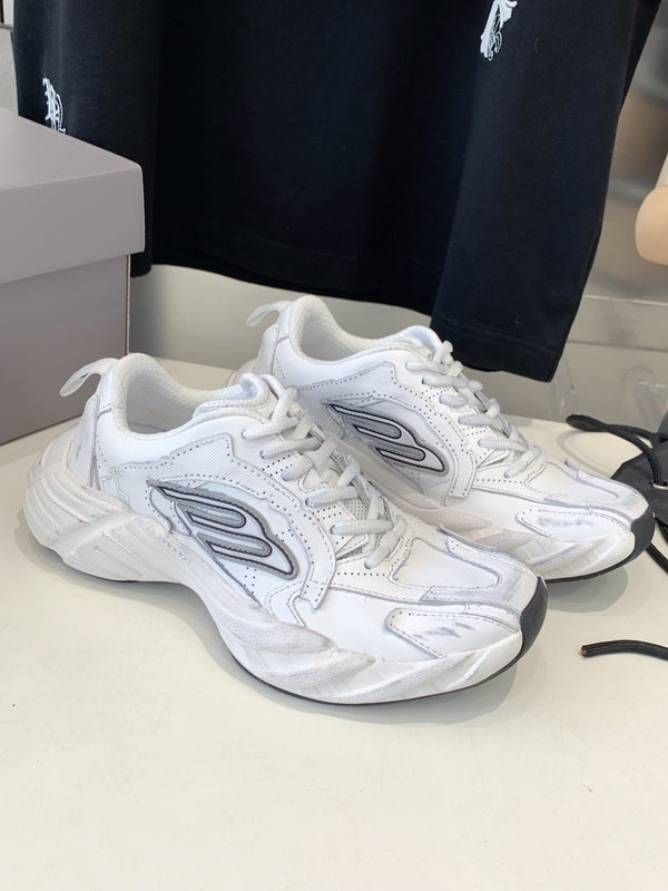 MONDAY SHOE IN WHITE COWSKIN AND POLYESTER