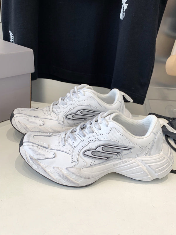 MONDAY SHOE IN WHITE COWSKIN AND POLYESTER