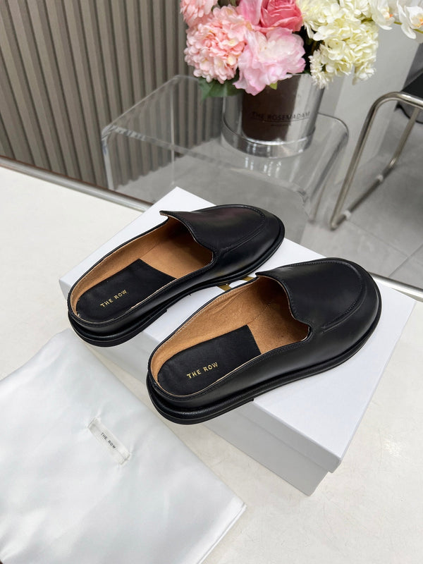 The Row Classic Loafers In Black Calfskin 455031