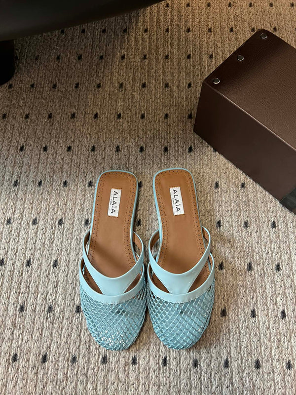 Alaia 25 Infradito Fishnet Flat Mules Lagoon Green Lampskin 303711