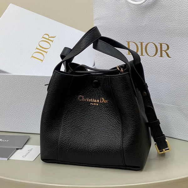 Dior Signature Bucket Bag Black Calfskin 333341