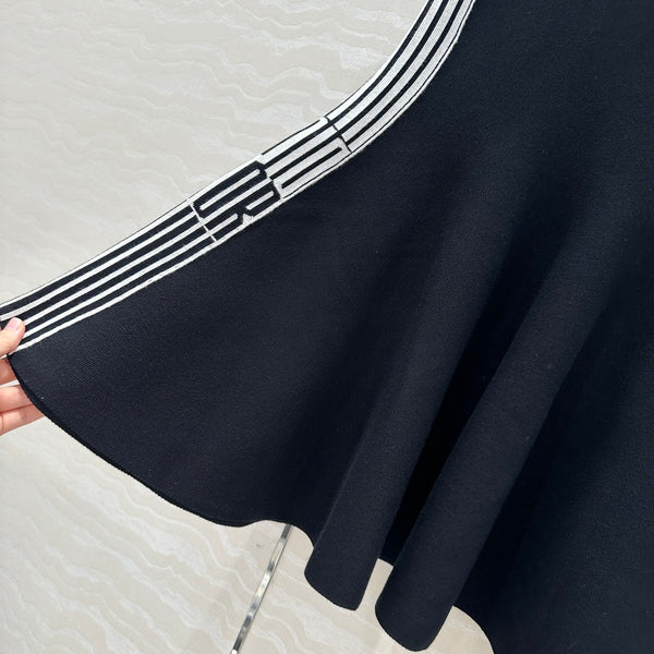 CD U-neck Large A-line Skirt Black Viscose Polyamide