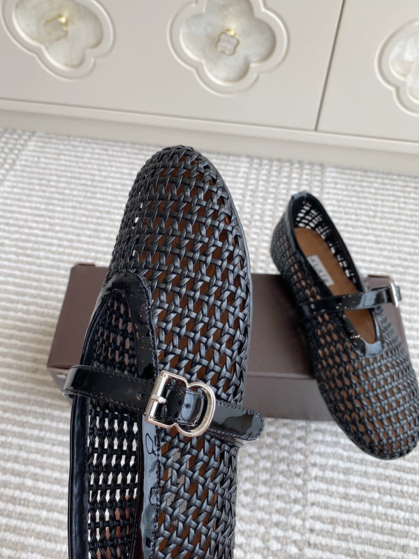 Alaia Women's Ballet Flat Black Lambskin 291052