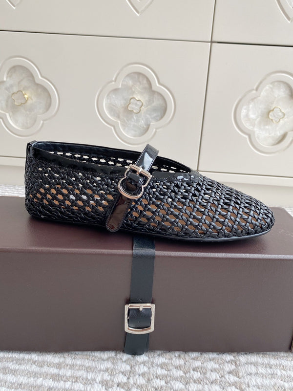 Alaia Women's Ballet Flat Black Lambskin 291052