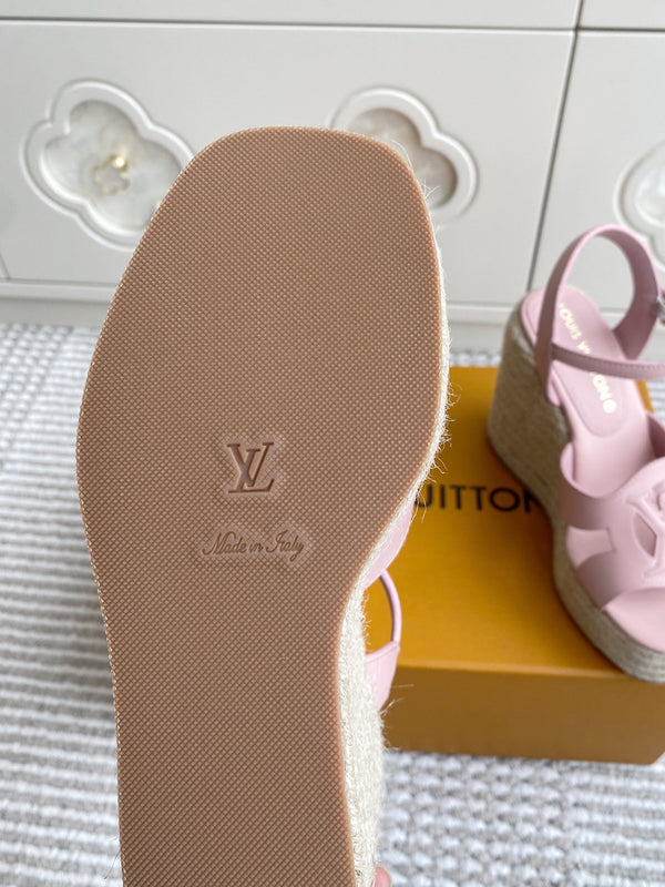 LV Letter Hollow Straw Wedge Sandals 11.5cm Pink Cowhide 291575
