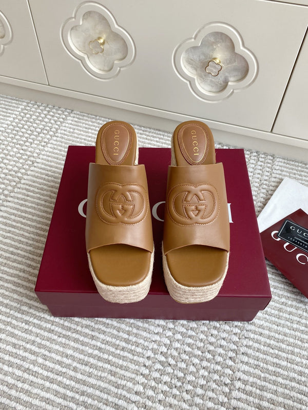 GC 25 Interlocking G Sandal Brown Cord Cowhide 291035