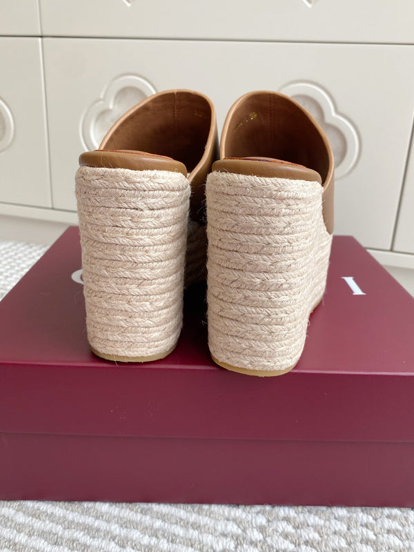 GC 25 Interlocking G Sandal Brown Cord Cowhide 291035