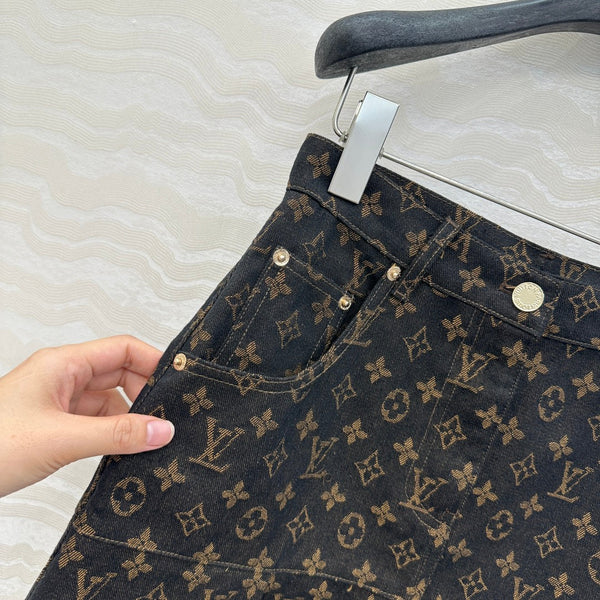 LV 25 Classic Logo Denim Skirt Black Cotton