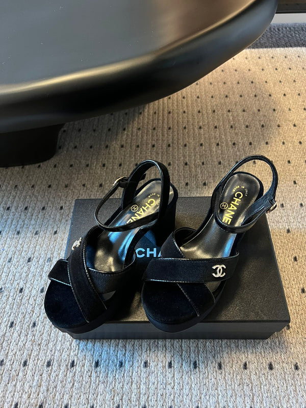 CC 25SS Platform Sandals 5.5cm Black Lambskin And Velvet 319625