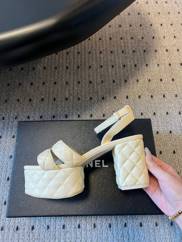 CC 25SS Platform Sandals 5.5cm Beige Sheepskin 319627