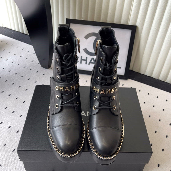 CC Buckle Ankel Boots With Chain 100mm Black Sheepskin GHW 432502