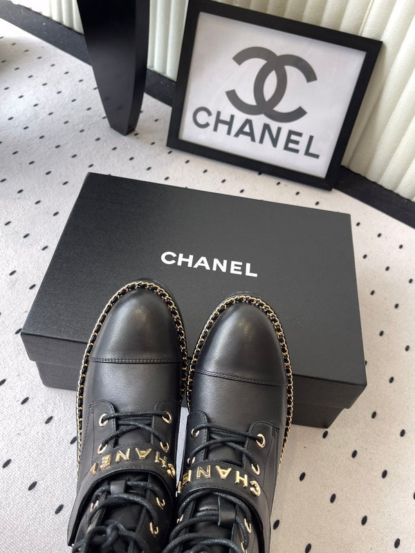 CC Buckle Ankel Boots With Chain 100mm Black Sheepskin GHW 432502