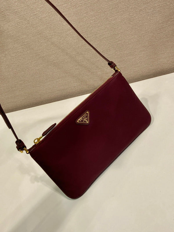 PRA vintage long shoulder bag burgundy nylon fabric