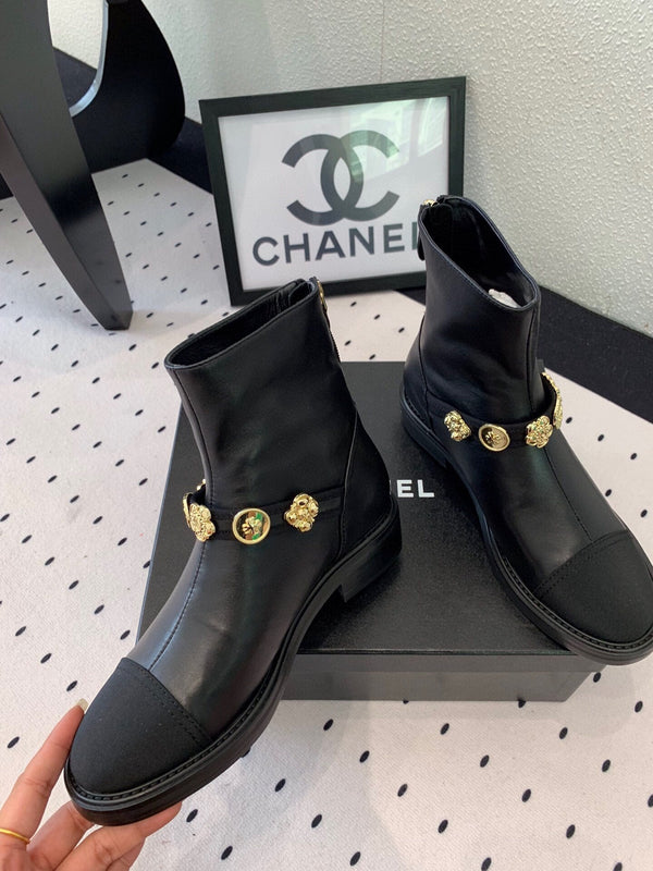 CC 24 Mold GHW Classic Ankle Boots 30mm Black Sheepskin 432512