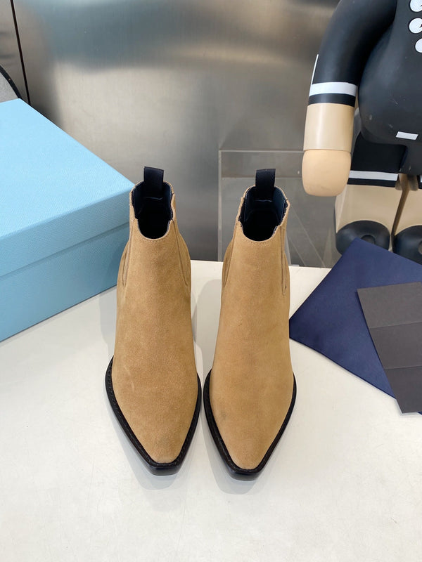 PRA classic pointed-toe boots beige suede