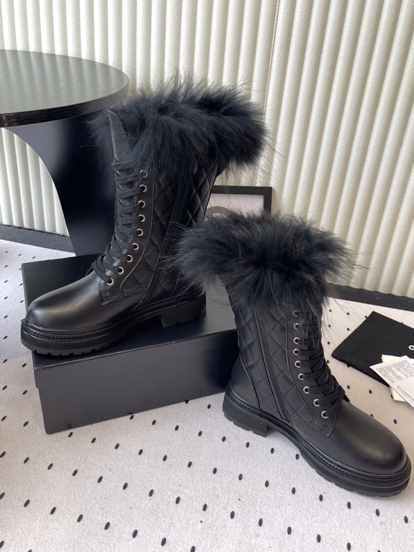 CC 25 Boot Black White Cowhide Fur 514093