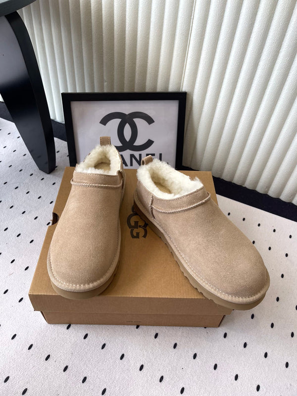 UGG Women Classic Micro Boots Beige Suede And Wool 514140