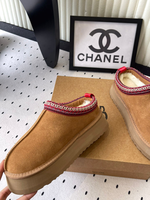 UGG TAZZ Slippers Tan Suede And Wool 514147