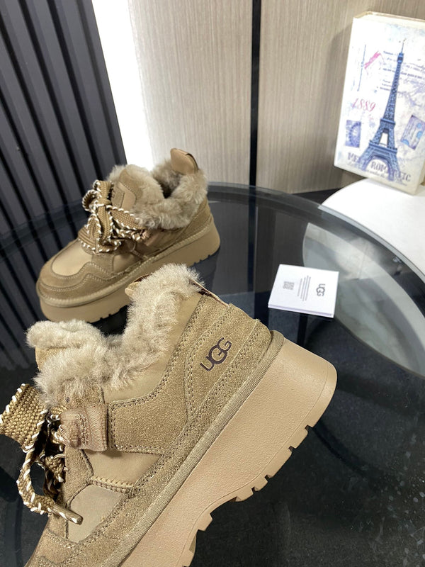 UGG Astromel Platform Sneakers Khaki Suede Frabic 512862