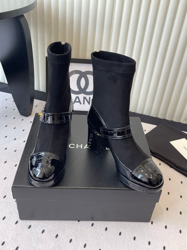 CC 25 Short Boot Black Suede Patent Leather 514102