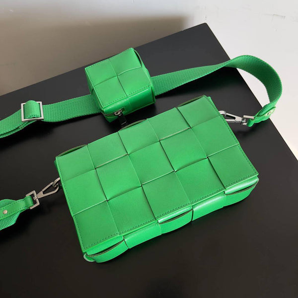 BV Two-In-One Cassette Bag 26cm Parrot Green Leather