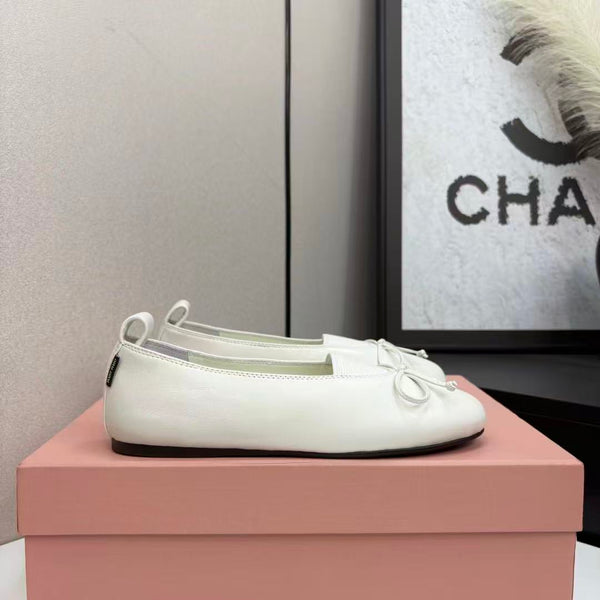 Miu Élan Bow-Detail Ballet Flat White Cowhide