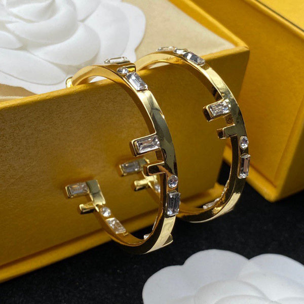 ORECCHINI A CERCHIO CON LOGO FF ORO DIAMANTE