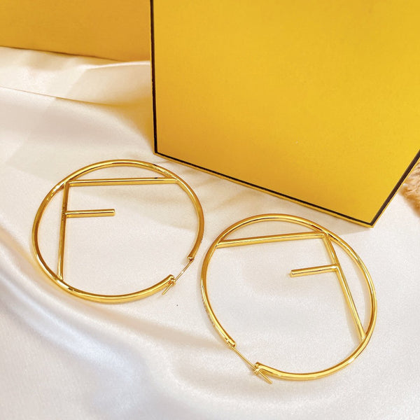 ORECCHINI CON LETTERA F IN ORO E DIAMANTI