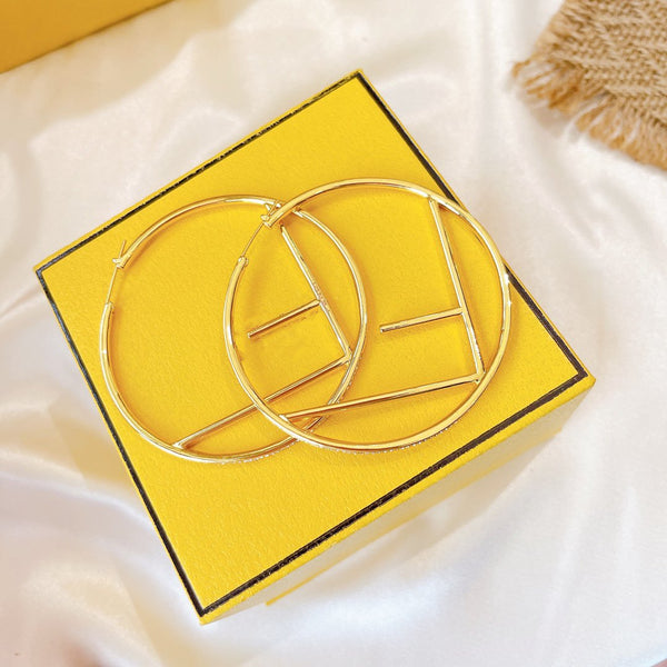 ORECCHINI CON LETTERA F IN ORO E DIAMANTI