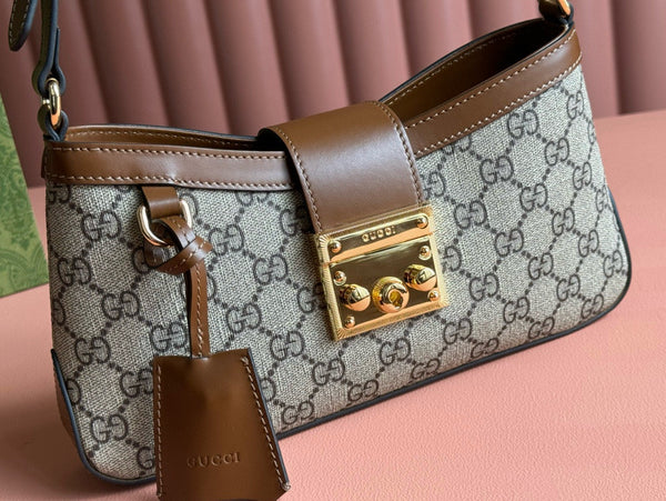 GG supreme padlock small 26cm small shoulder bag