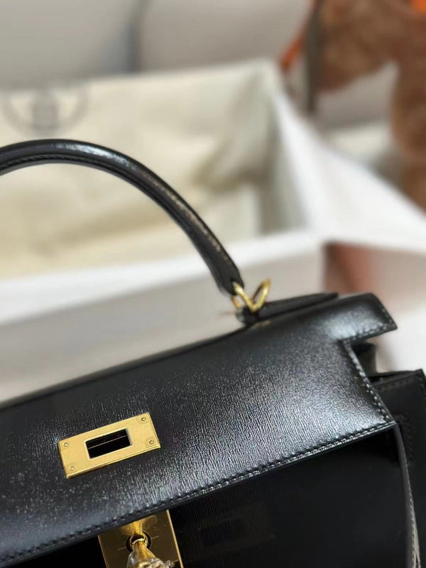 HM KELLY 28CM NERO BOXCALF HARDWARE ORO