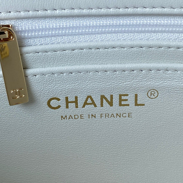 cc flap bag 20 white lambskin gold hardware
