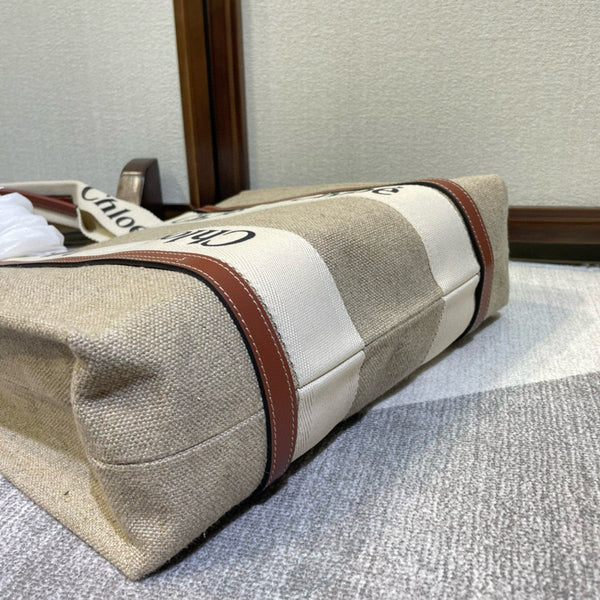 Chloe Woody tote bag 37cm in linen brown white