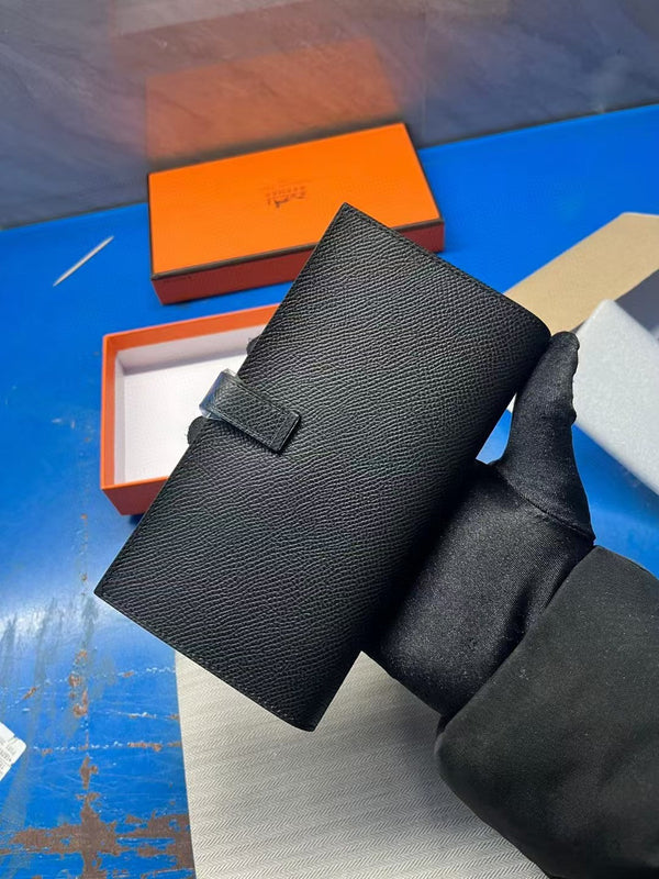 HM Black Epsom Bearn 17,5 Gusset Wallet gold hardware