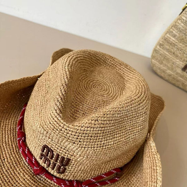MM RAFFIA HAT IN TAN FEATURING RED ACCENT