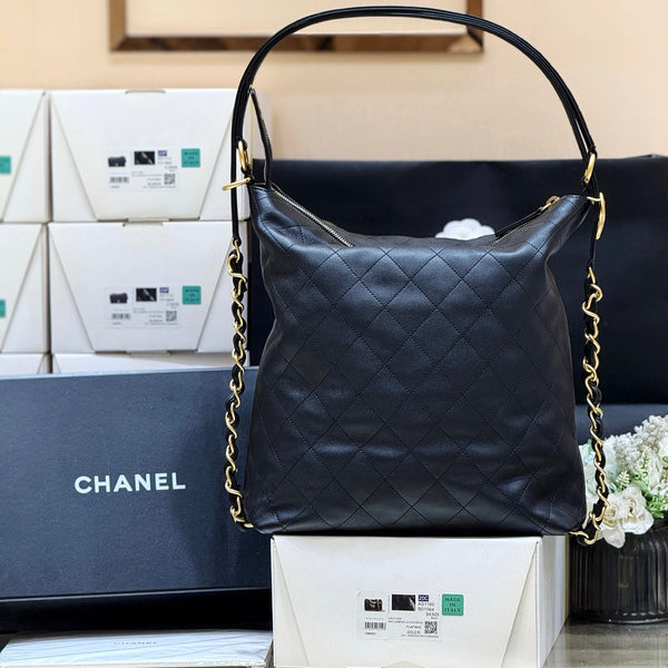 CC 25S Hobo Dual-Use Bag in Black Cowhide