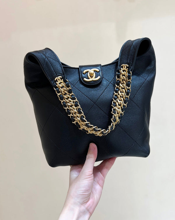 CC 25P Hippie Hobo Bag in Black Lambskin