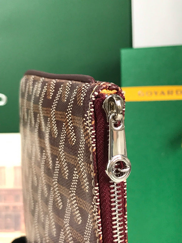 Goyard Burgurdy Goyardine Senat PM Cosmetic Bag