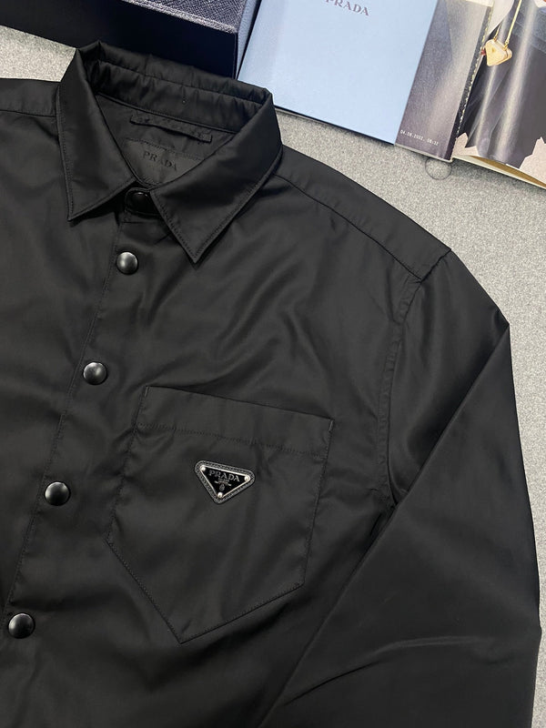 PRA SHIRT IN BLACK RE-NYLON TRIANGLE LOGO