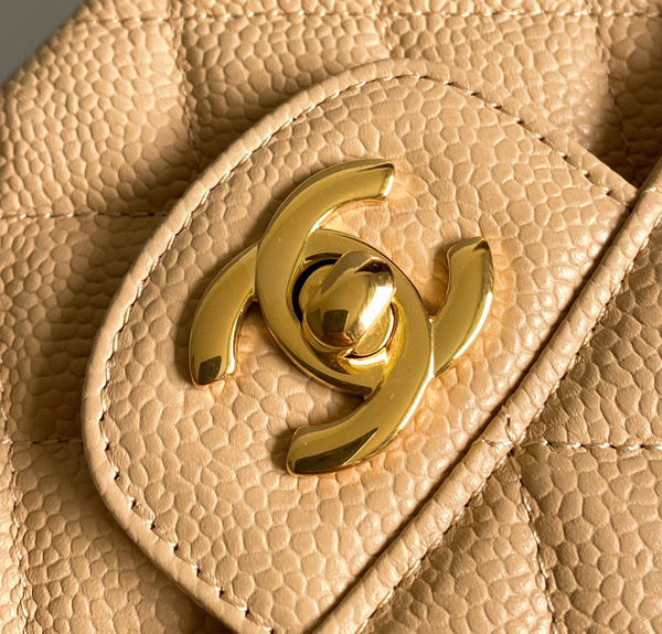 Flap bag jumbo 23 light beige grain caviar cowhide silver hardware