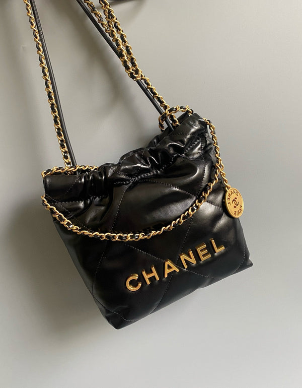 CC 22 Hobo Bag 19cm Black Lambskin Gold Hardware