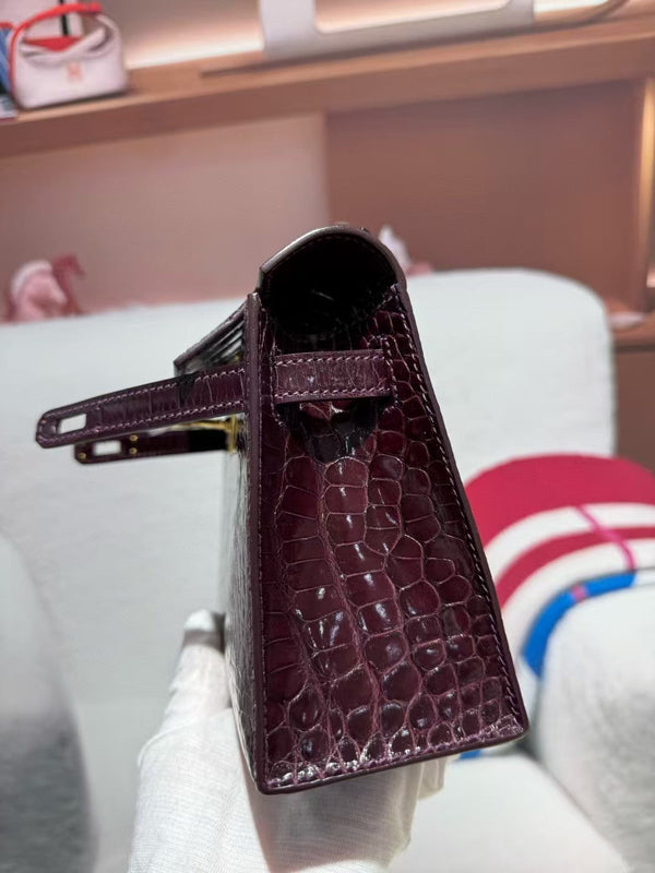 HM KELLY MINI 22 BORDEAUX RED AMERICAN ALLIGATOR GOLD BUCKLE (MADE - TO - ODER)
