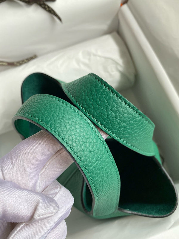 PICOTIN LOCK 18 EMERALD TOGO GOLD HARDWARE