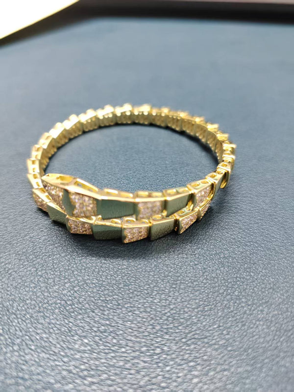 SERPENTI WIDE BRACELET GOLD DIAMOND