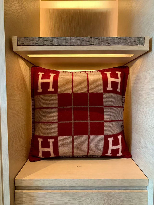 HM Throw pillow 50 x 50 Cashmere