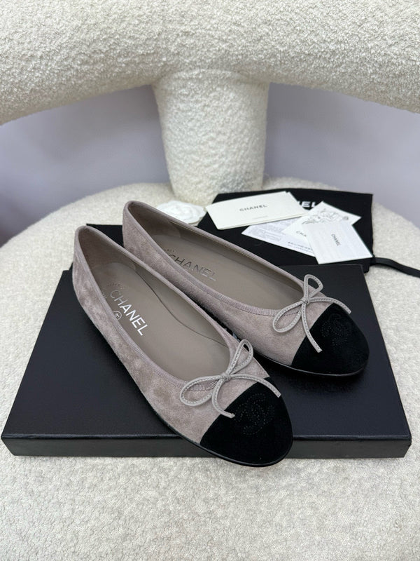 CC 25A Ballet Flat Dark Grey Black Suede