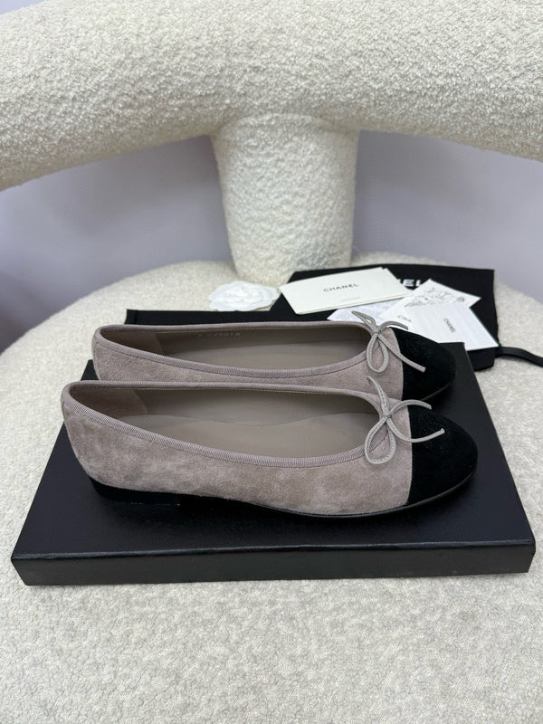 CC 25A Ballet Flat Dark Grey Black Suede