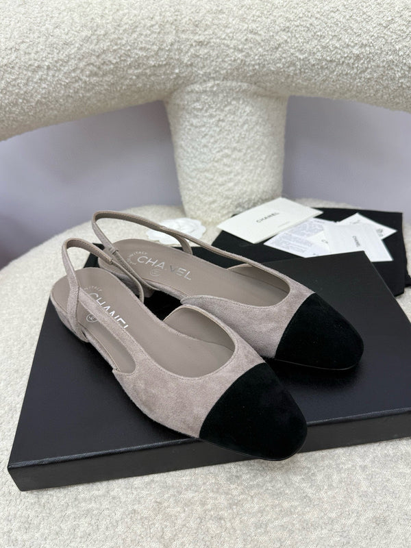 CC 25A Slingback Flat Grey Black Suede
